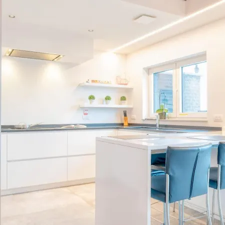 Stunning Duplex In The Center Appartement De Haan