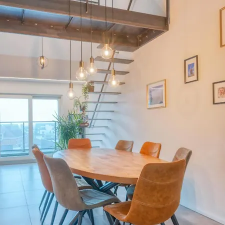 Stunning Duplex In The Center